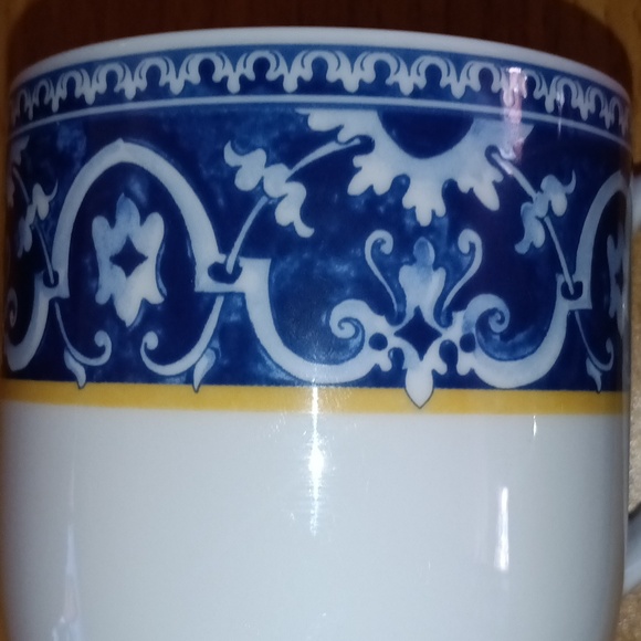 Vista Alegre Portugal 1824 Porto Alegre Print Set of 2 Mugs Blue White & Yellow - Picture 5 of 11